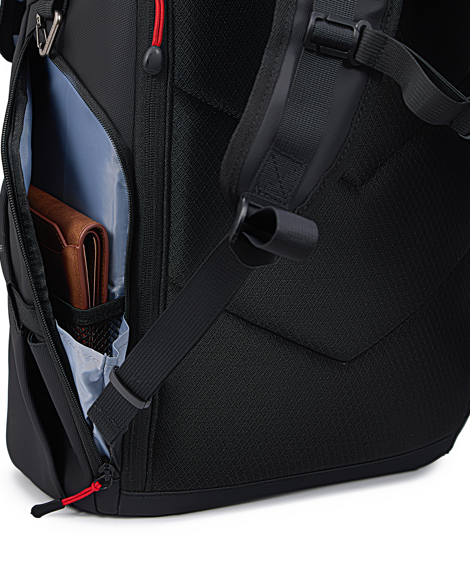 Side pocket access detail